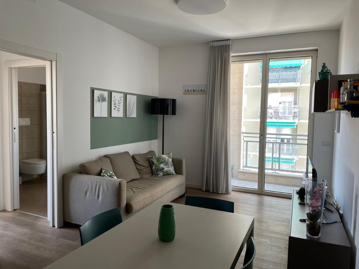 Confortevole Bilocale In Largo Marinai D'italia Apartamento *