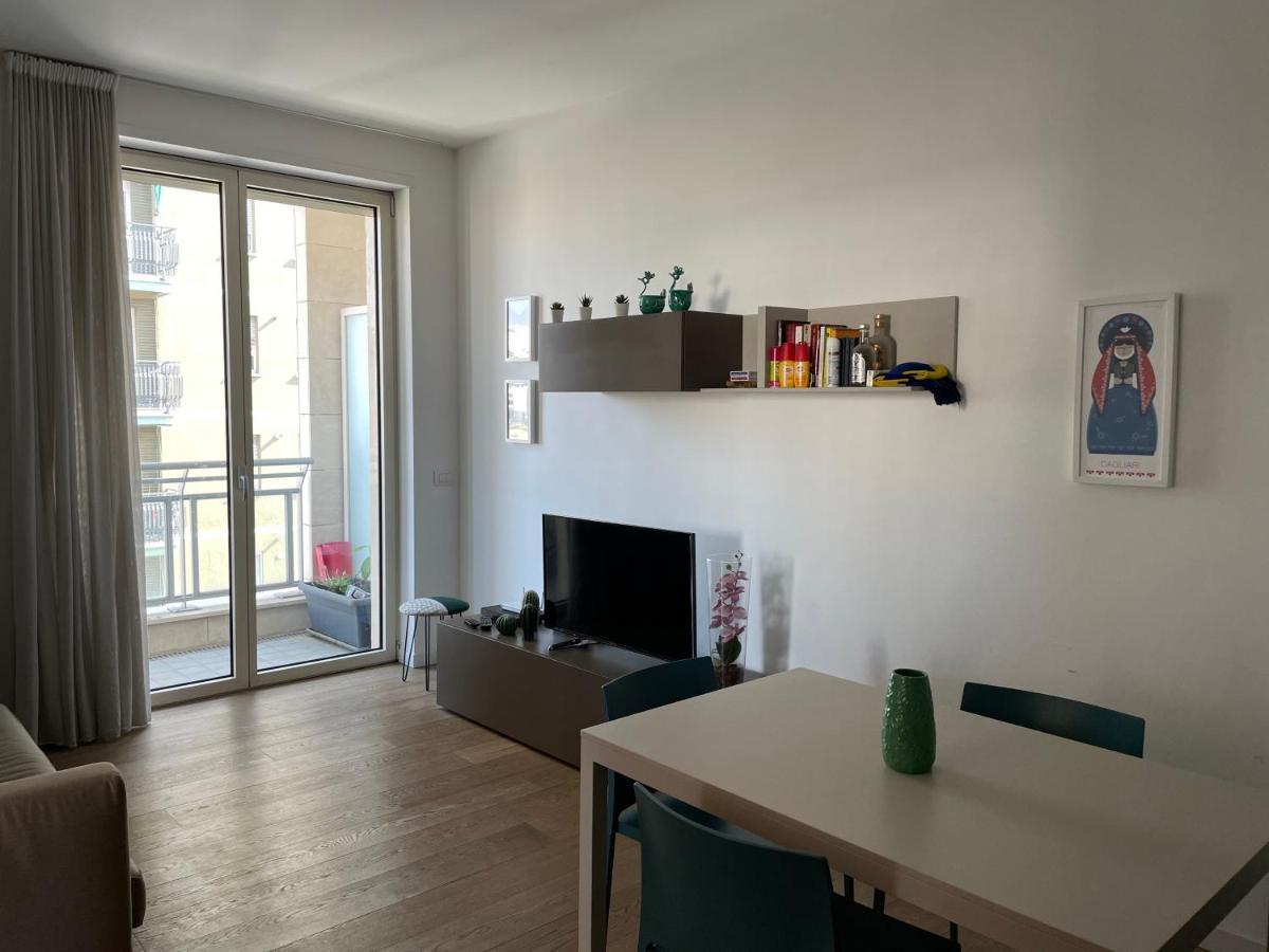 Confortevole Bilocale In Largo Marinai D'italia Apartamento *